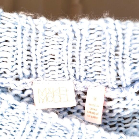 Make & Model women's Blue Llama Sweater size Med - Picture 3 of 4